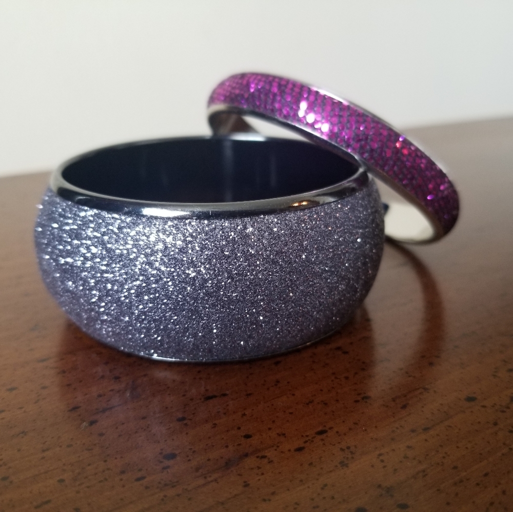 Set of 2 fashion bracelets